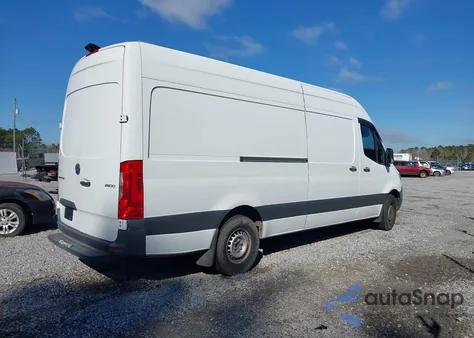 2019 Mercedes-Benz Sprinter 2500 High Roof V6 from USA, damaged, VIN WD4PF1CD3KT002205